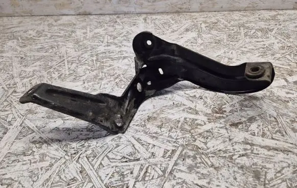 Audi A6 S6 C6 4F Intercooler pipe mounting bracket 4F0145813F