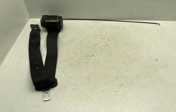 BMW 5 E39 Middle seatbelt (rear) E1040152 16398