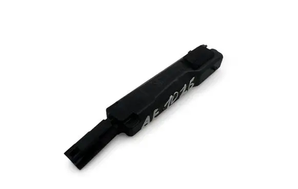 Audi A5 Keyless system antenna 8W0927753