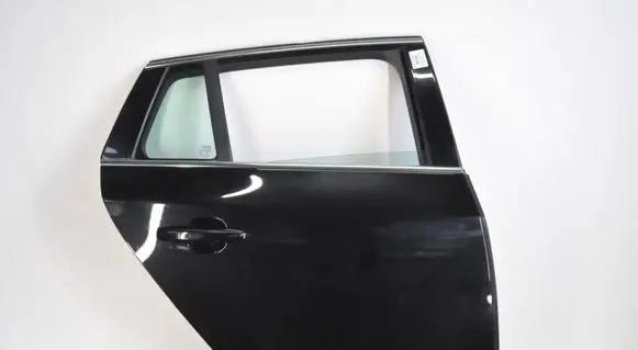 Volvo V60 Rear door 