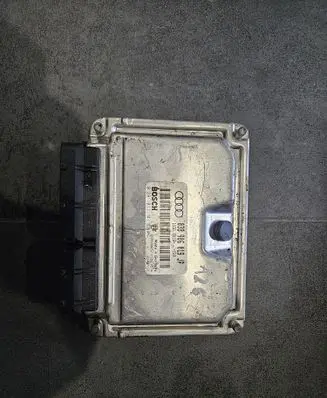 Volkswagen PASSAT B5.5 Engine control unit/module 038906019JP