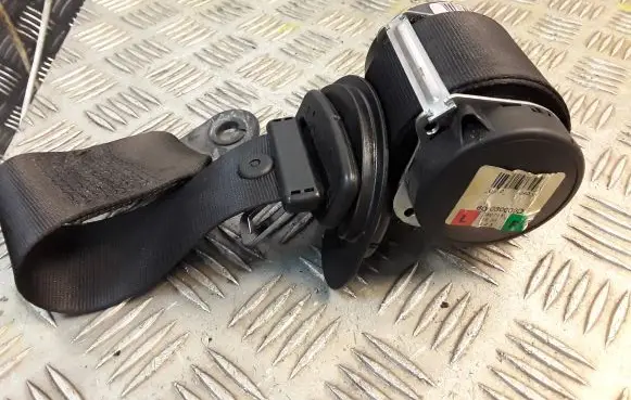 Mini One - Cooper Coupe R56 Front seatbelt 6065400