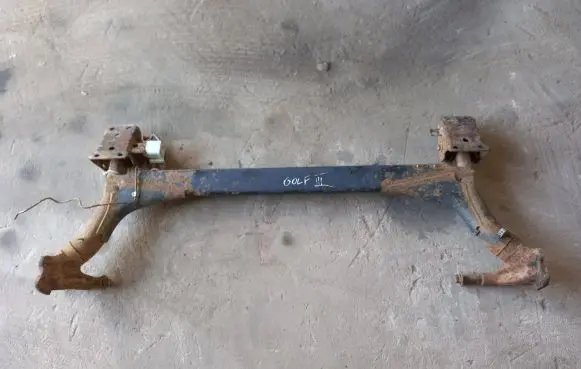 Volkswagen Golf III Rear axle beam 