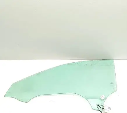 Audi A5 Front door window glass four-door 8W8845201