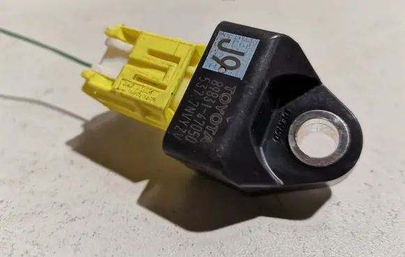 Lexus UX Airbag deployment crash/impact sensor 8983147050