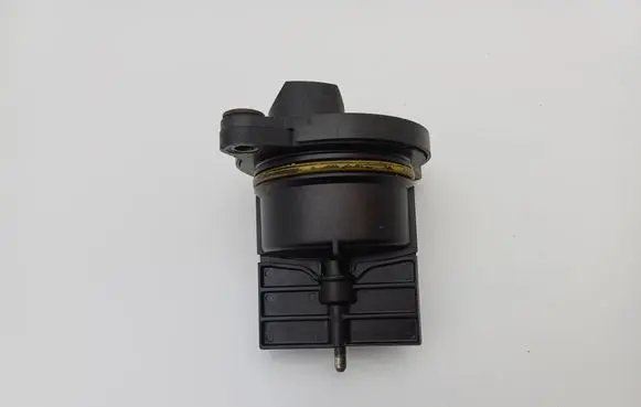 Jaguar X-Type Valve vacuum XW4E9L490AD