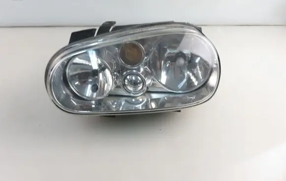 Volkswagen Golf IV Headlight/headlamp 1J1941015B