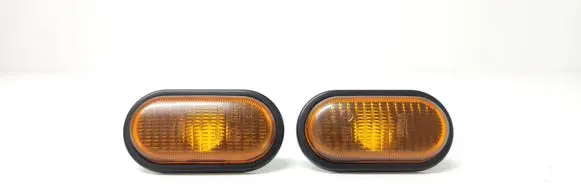 Renault Kangoo I Front fender indicator light 7700847333