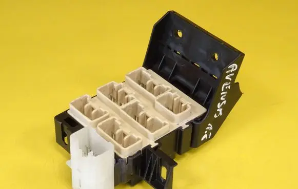 Fuse box set