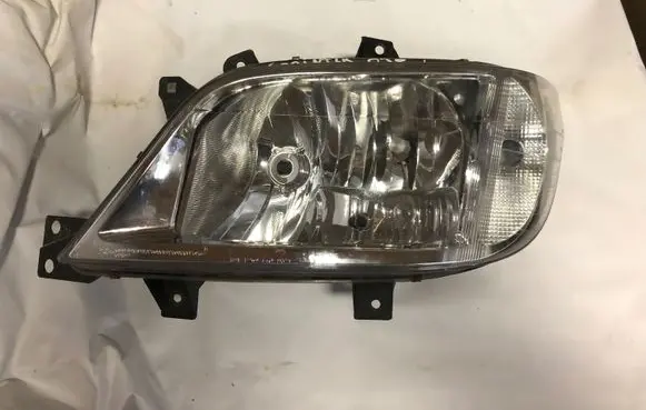 Mercedes-Benz Sprinter W901 W902 W903 W904 Headlight/headlamp
