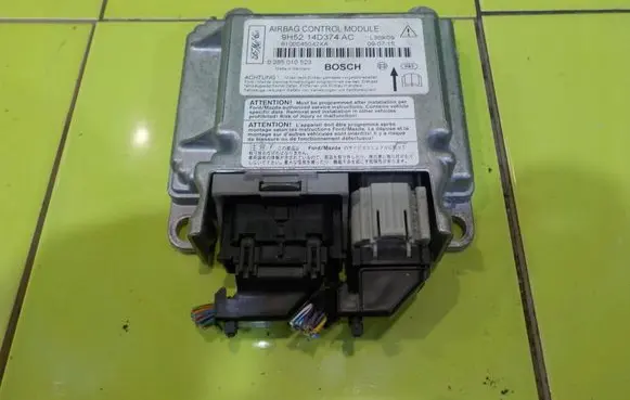 Land Rover Freelander 2 - LR2 Airbag control unit/module 9H5214D374AC