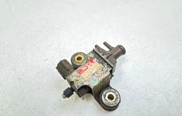 Toyota Corolla Verso E121 Turbo solenoid valve 2581927020