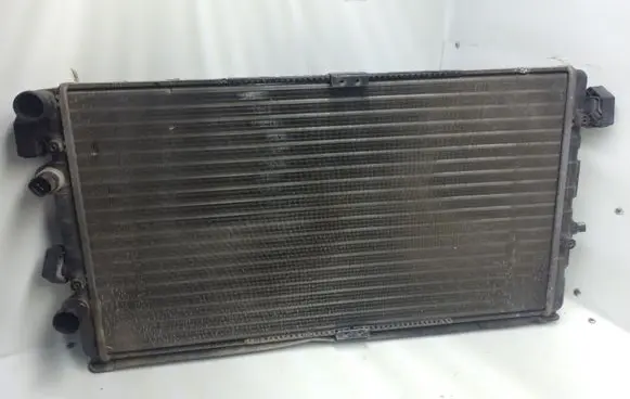 Seat Ibiza II (6k) Coolant radiator