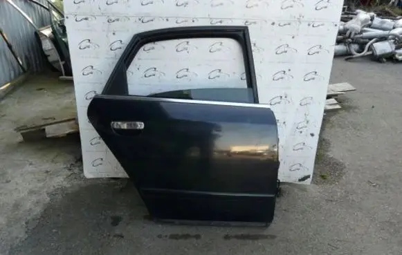 Audi A4 S4 B6 8E 8H Rear door