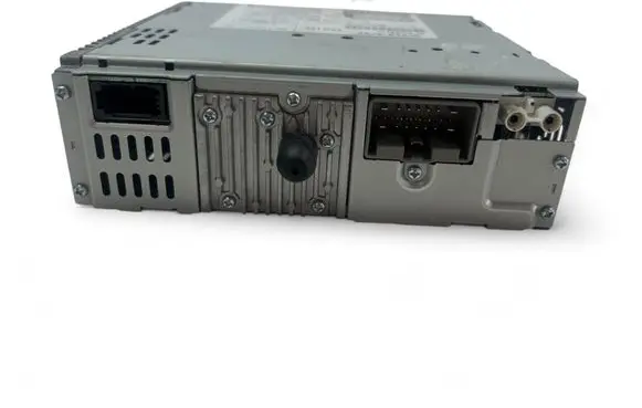 Radio/CD/DVD/GPS head unit