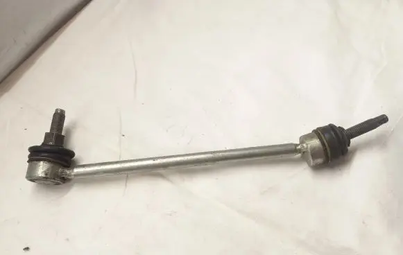 Mercedes-Benz GLC X253 C253 Front anti-roll bar/stabilizer link A2533230117