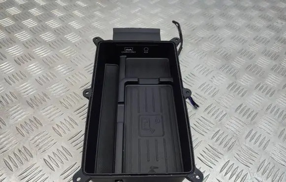 Audi A4 S4 B9 Wireless charging module 8W0864981D 8W0863981D