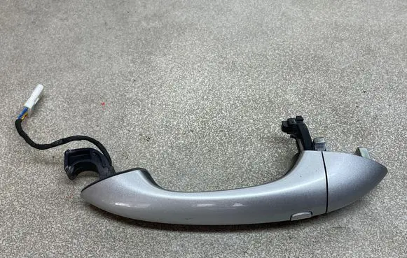Opel Insignia B Front door exterior handle Z176 14424150