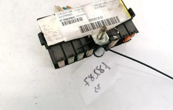 Citroen C5 Fuse box set 650201801