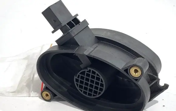 BMW 5 E60 E61 Mass air flow meter 0928400504