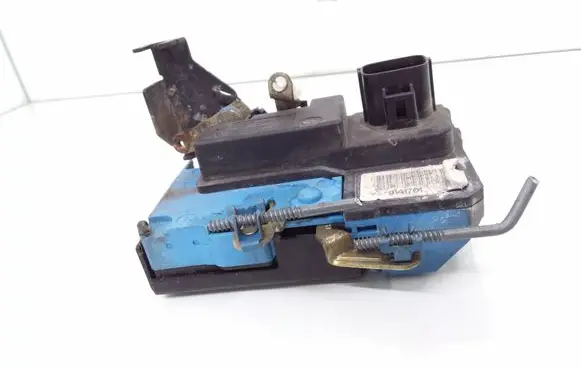 Volvo V70 Front door lock 9141701