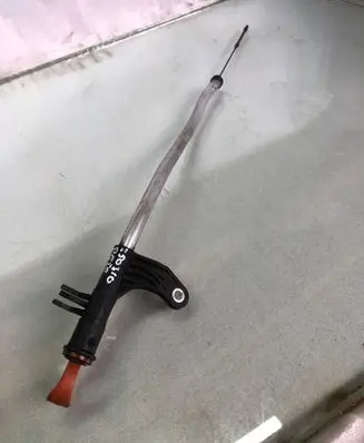 Peugeot 508 II Oil level dip stick 9824425380