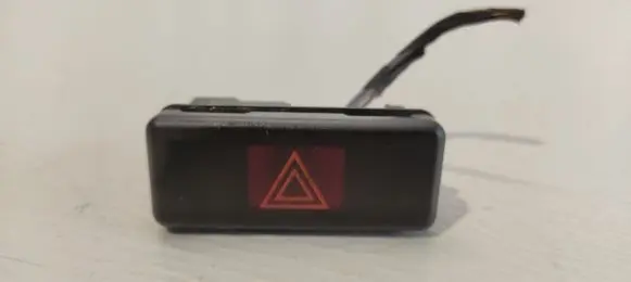 BMW 5 E39 Hazard light switch EC5035