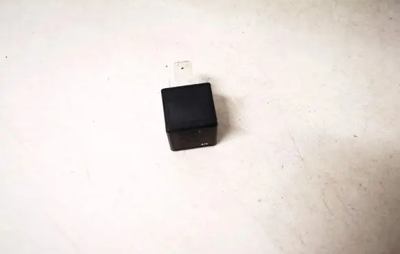 Volvo S80 Other relay 9441158 v23134-j52-x346