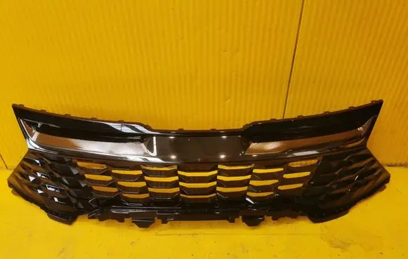 KIA Sportage Front grill 86350R-R2020CAD