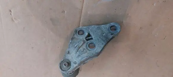 Audi A8 S8 D3 4E Engine mounting bracket 4E0199603