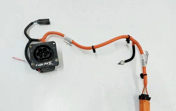 Ford Kuga III Electric car charge socket LX6814B308CM