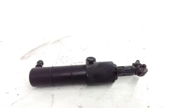 Mercedes-Benz E A207 Headlight washer spray nozzle A2078600247