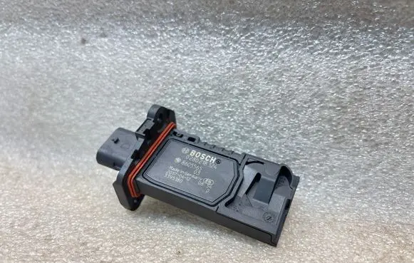 BMW 3 F30 F35 F31 Mass air flow meter 8605565
