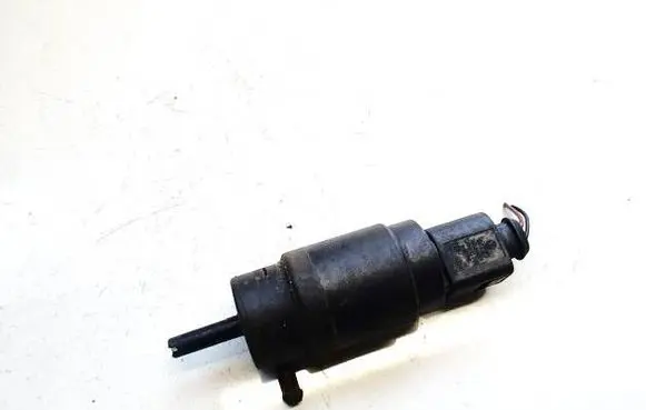 Mercedes-Benz E W211 Windscreen/windshield washer pump
