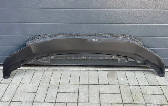 Front bumper lip