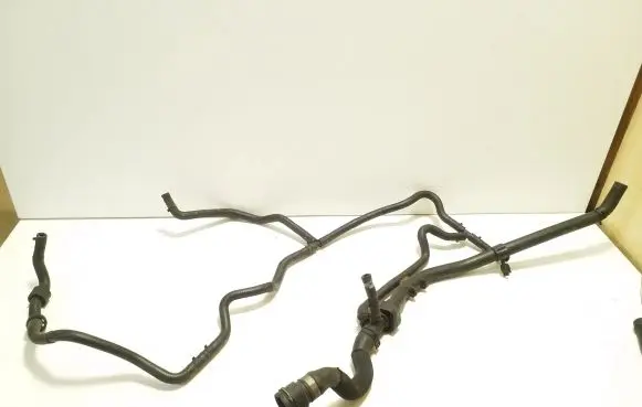 Volkswagen Golf Plus Engine coolant pipe/hose 1K0122101GQ 1K0122447HB