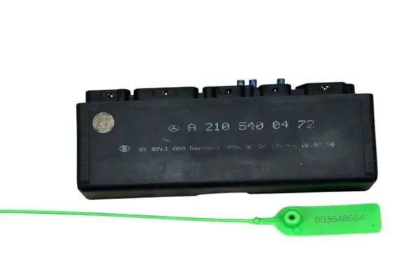 Mercedes-Benz E W210 ESP (stability system) control unit A2105400472