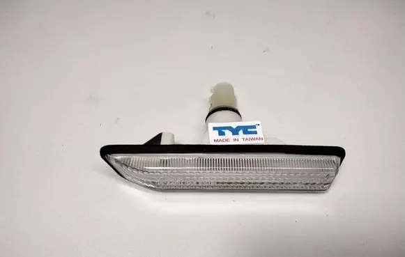 BMW X5 E53 Front fender indicator light ZBM1407CL