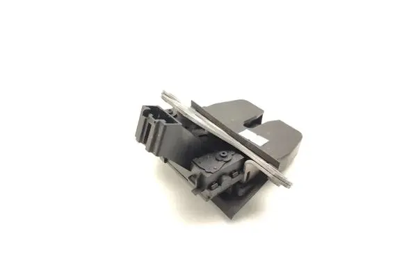 Ford Focus Tailgate/trunk/boot lock/catch/latch 6M51-R442A66-AC