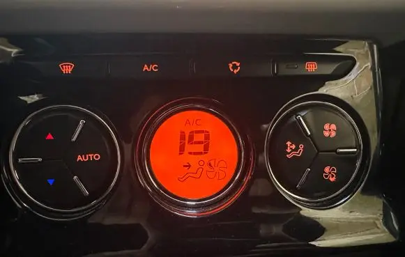 Citroen DS3 Climate control unit 96753994XT 400018001 X8038001