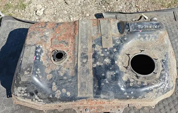 Mitsubishi Outlander Fuel tank 