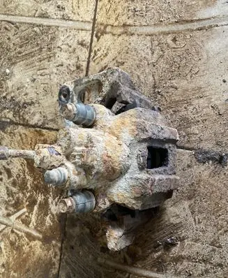 Chrysler Pacifica Rear brake caliper