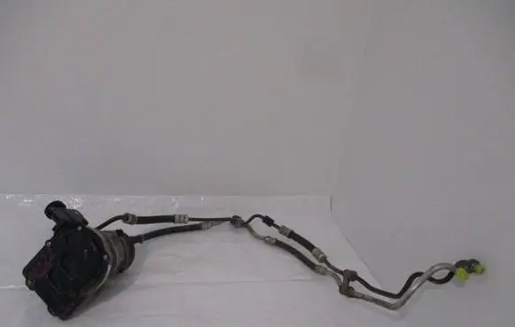 Peugeot 308 Power steering pump 9684979180