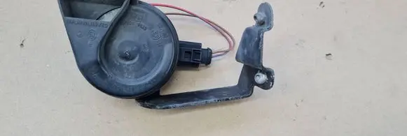 Audi A5 8T 8F Horn signal 8T0951221