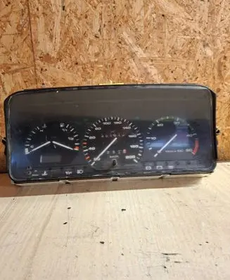Volkswagen Multivan T4 Speedometer (instrument cluster) 701919033FT 6160653025