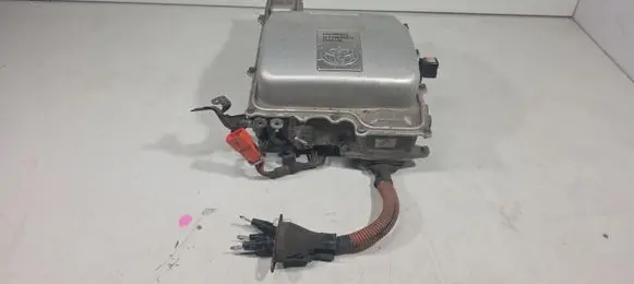 Toyota Prius (XW20) Voltage converter inverter G920047121
