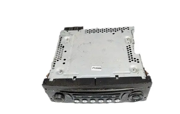 Peugeot 207 Radio/CD/DVD/GPS head unit 96750215XT
