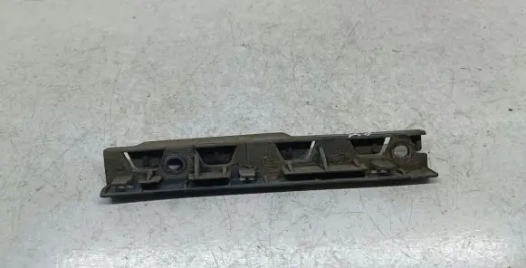 BMW 5 E60 E61 Front bumper mounting bracket 7066227 51777066227