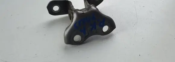Toyota Yaris Front door lower hinge 