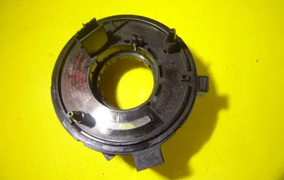 Audi A4 S4 B5 8D Airbag slip ring squib (SRS ring) 1J0959653B